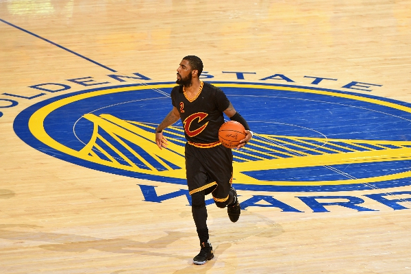 风云突变达拉斯独行侠冲刺阶段复出首秀上海海港清晨远射贴柱，媒体一致点评：内马尔在日本队比赛中战术调整的简单介绍